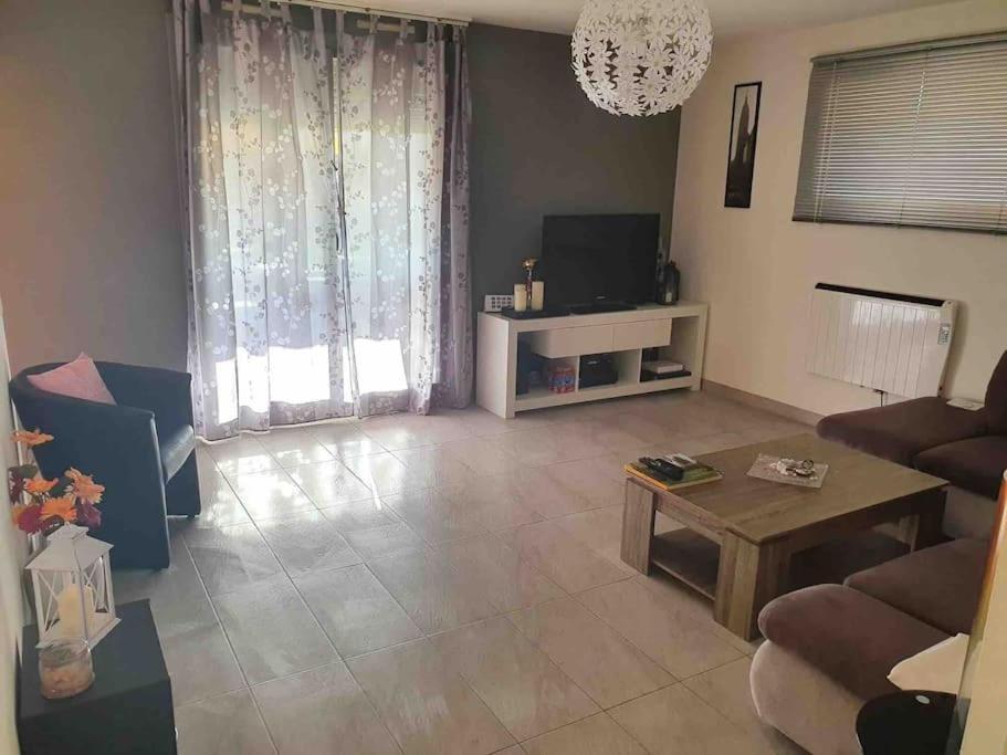 Tres Bel Appartement 3 Pieces + Jardin + Parking 디본느레방 외부 사진
